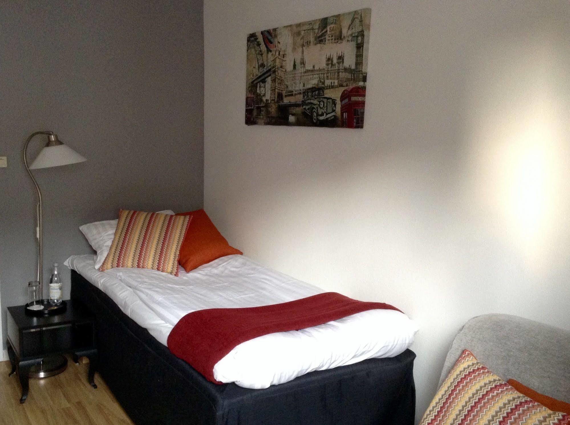 Herrljunga Hotell Exterior foto
